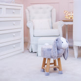 Banquinho De Pelúcia Coelho