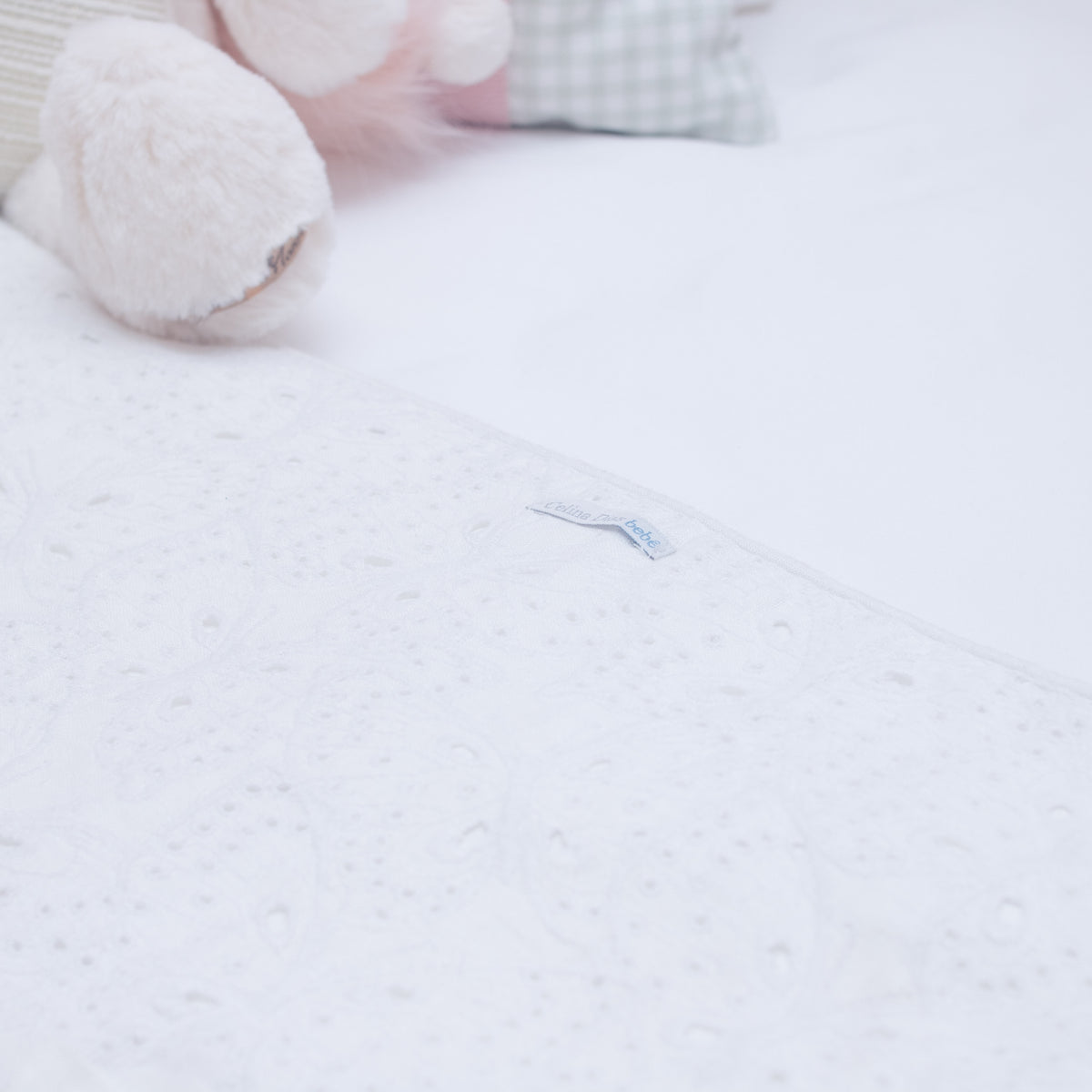 Lençol De Berço Com Bordado