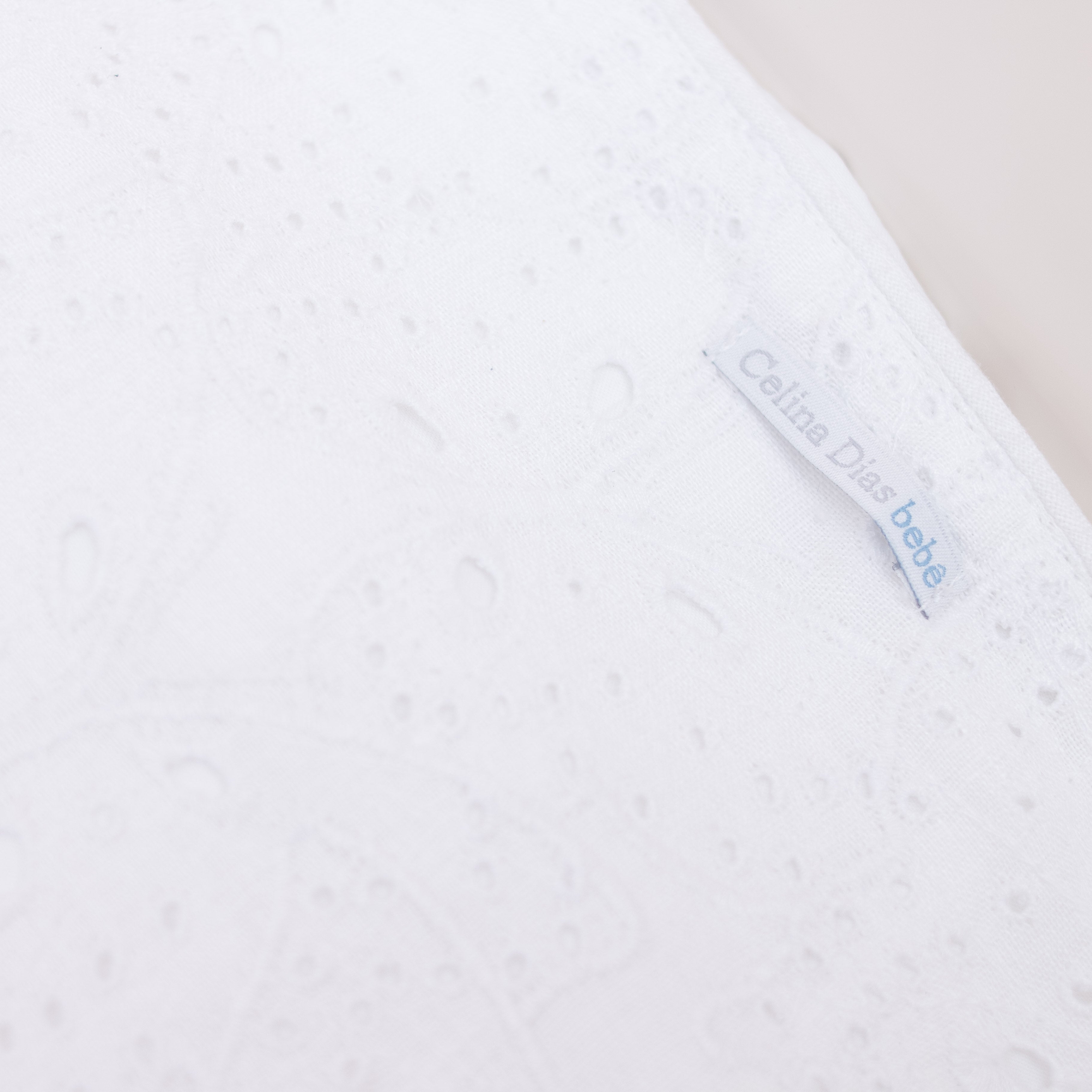 Lençol De Berço Com Bordado