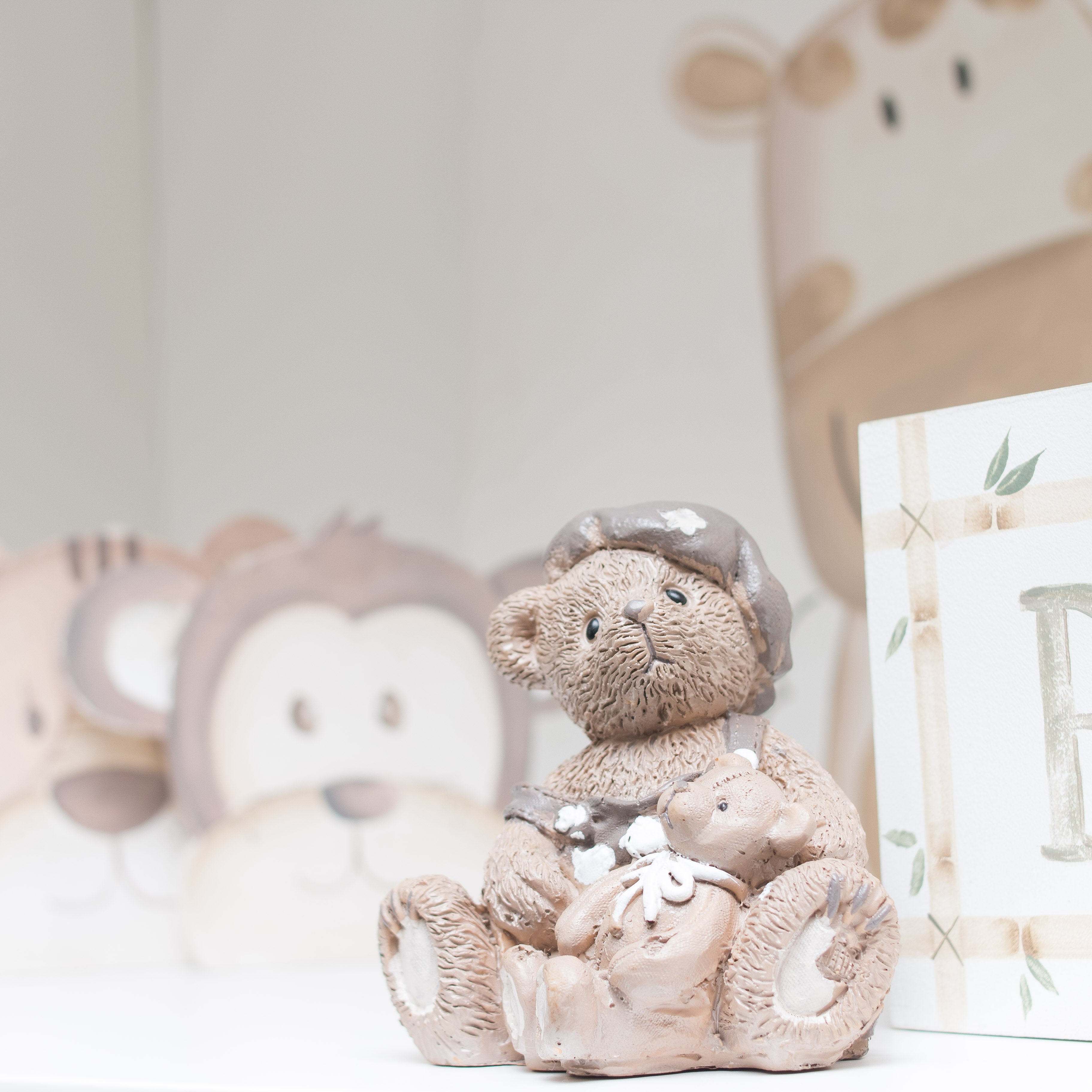 Urso Resina Carrinho