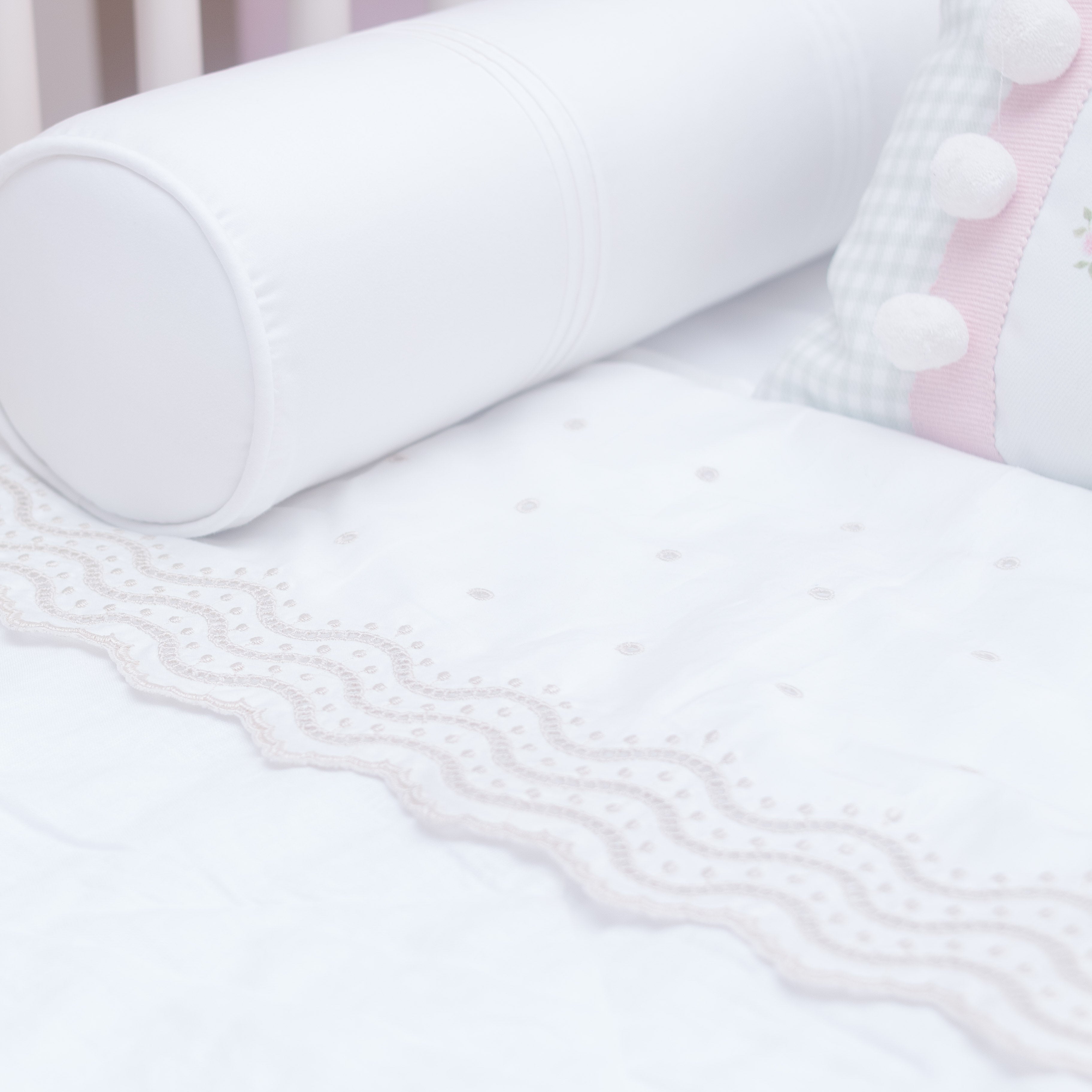 Lençol De Berço Com Bordado