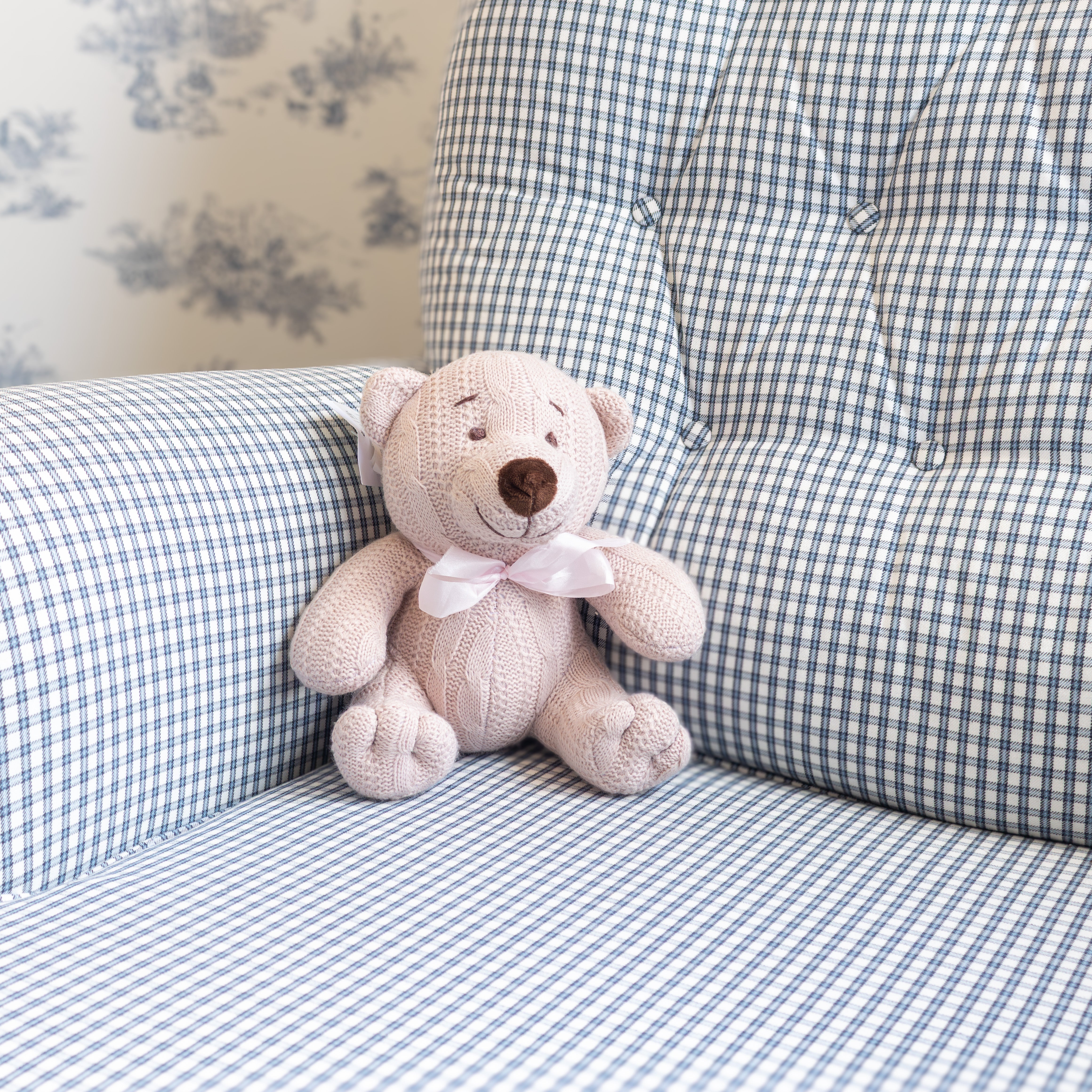 Urso De tricot rosa